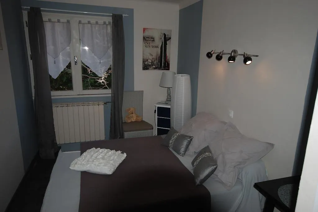 Hotel & Restaurant Le Chalvet Embrun 0*,  Frankrijk